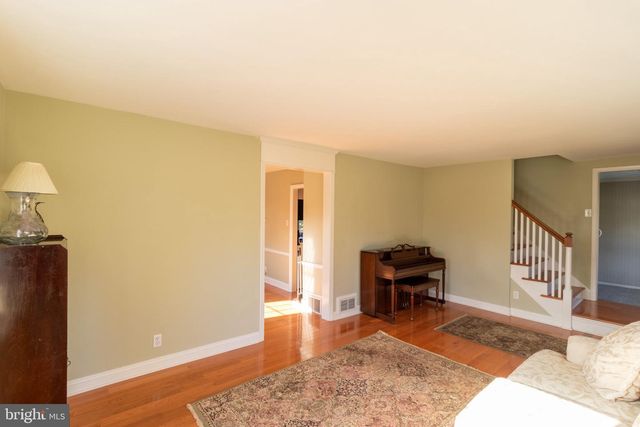428 INMAN TER, Willow Grove, PA 19090