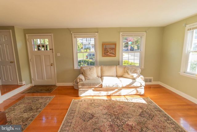 428 INMAN TER, Willow Grove, PA 19090
