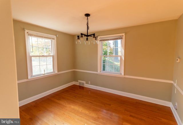 428 INMAN TER, Willow Grove, PA 19090