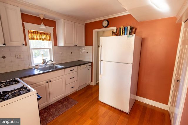 428 INMAN TER, Willow Grove, PA 19090