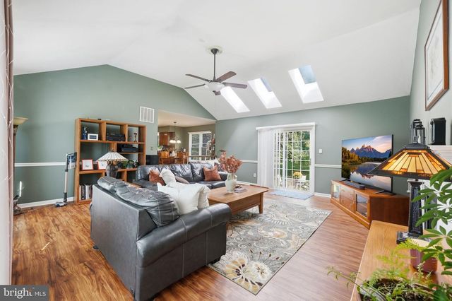 9817 MAINSAIL DR, Gaithersburg, MD 20879