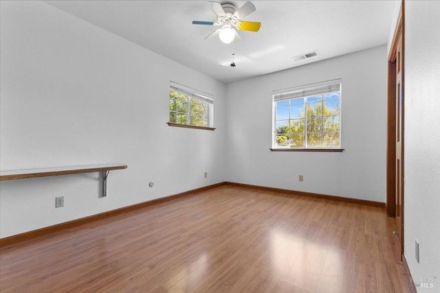 7420 Woodland Ave, Sebastopol, CA 95472