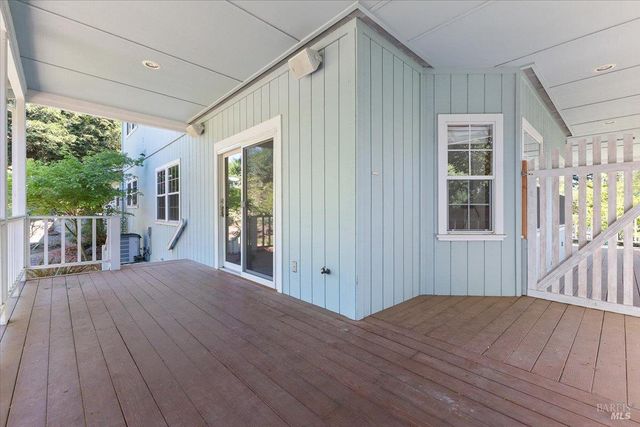 7420 Woodland Ave, Sebastopol, CA 95472