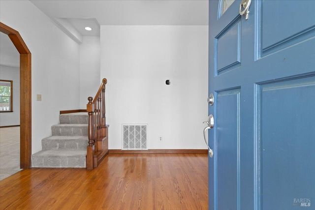 7420 Woodland Ave, Sebastopol, CA 95472