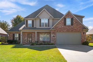 4311 W Coneflower Place, Fayetteville, AR 72704