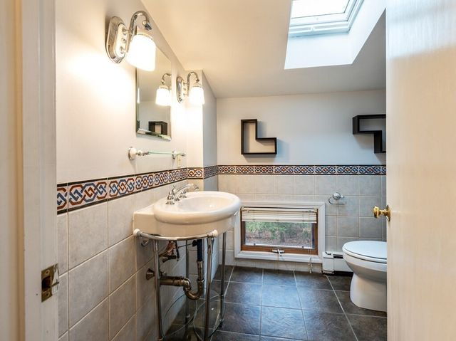 70 Ridge Rd, Marlborough, MA 01752