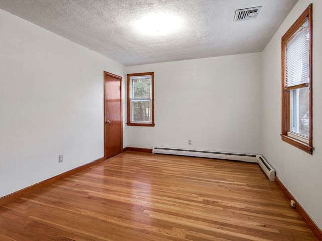 70 Ridge Rd, Marlborough, MA 01752