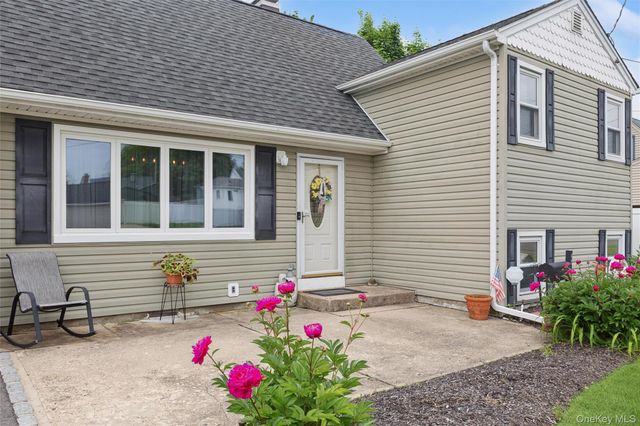 1426 Ackerson Boulevard, Bay Shore, NY 11706