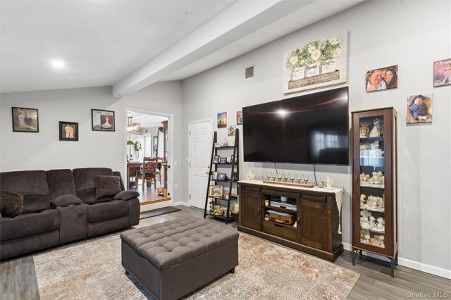 1426 Ackerson Boulevard, Bay Shore, NY 11706