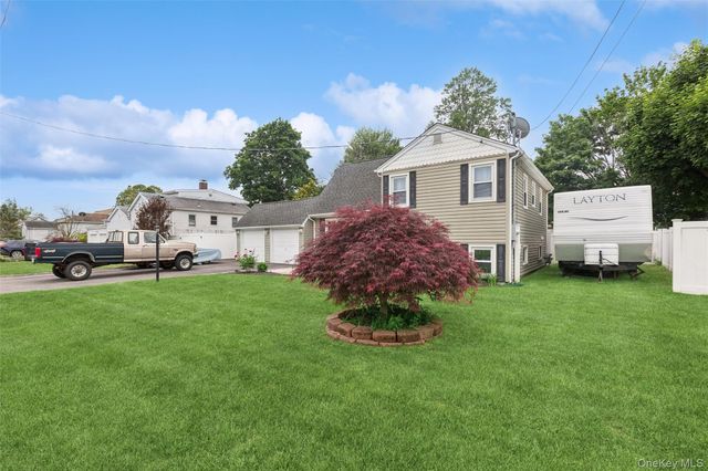 1426 Ackerson Boulevard, Bay Shore, NY 11706