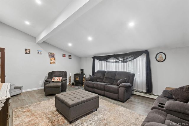 1426 Ackerson Boulevard, Bay Shore, NY 11706