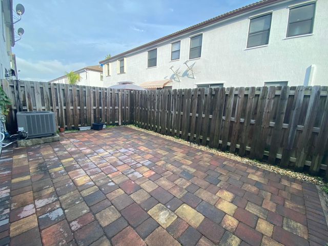 11269 NW 88TH Street, Doral, FL 33178