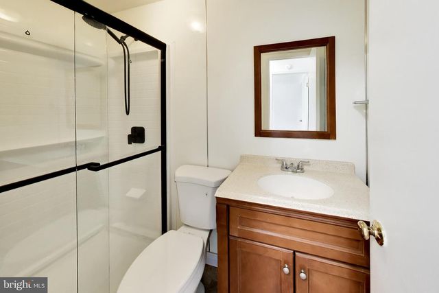 11907 HUNTERS LN, North Bethesda, MD 20852