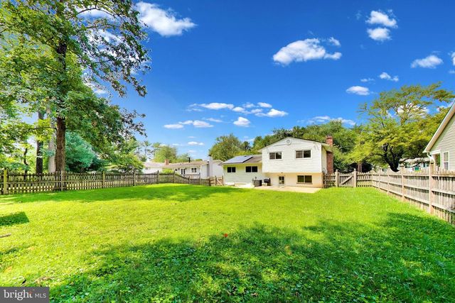 11907 HUNTERS LN, North Bethesda, MD 20852