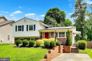 11907 HUNTERS LN, North Bethesda, MD 20852