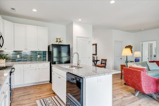 216 Stonecreek WAY, Roanoke, VA 24019