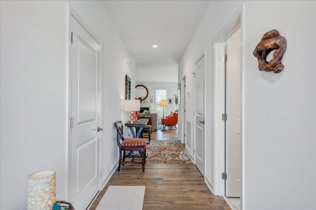 216 Stonecreek WAY, Roanoke, VA 24019