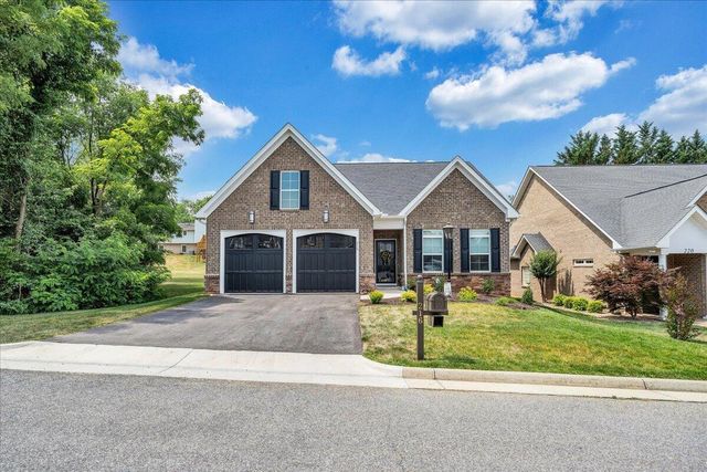 216 Stonecreek WAY, Roanoke, VA 24019