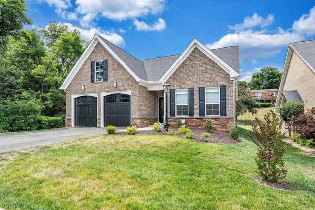 216 Stonecreek WAY, Roanoke, VA 24019