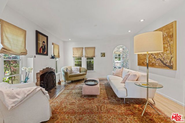 1954 Federal Avenue, Los Angeles, CA 90025