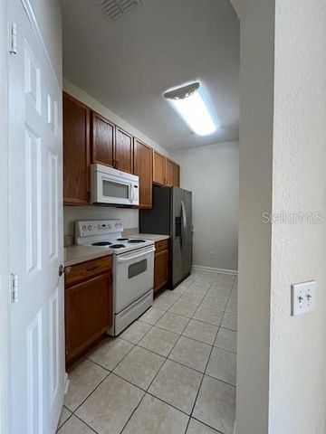 6084 STEVENSON DRIVE 110, Orlando, FL 32835