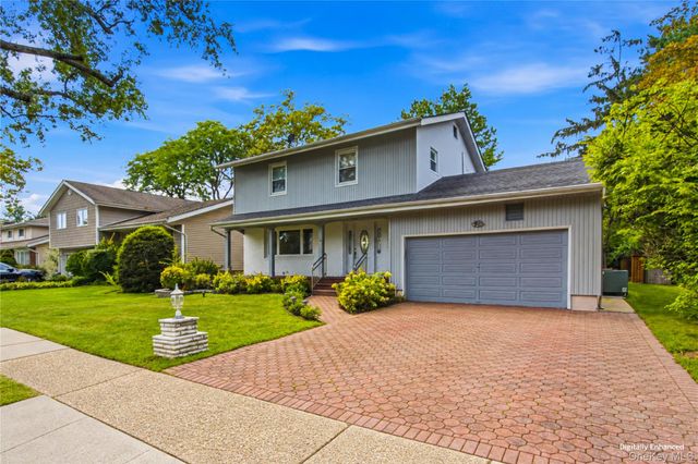 27 Driftwood Drive, Port Washington, NY 11050