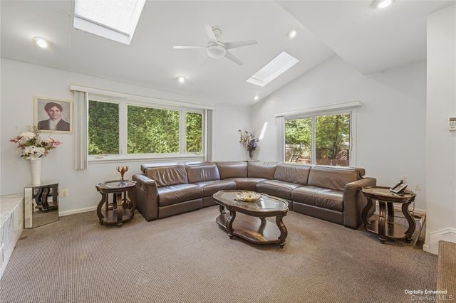 27 Driftwood Drive, Port Washington, NY 11050