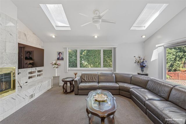 27 Driftwood Drive, Port Washington, NY 11050