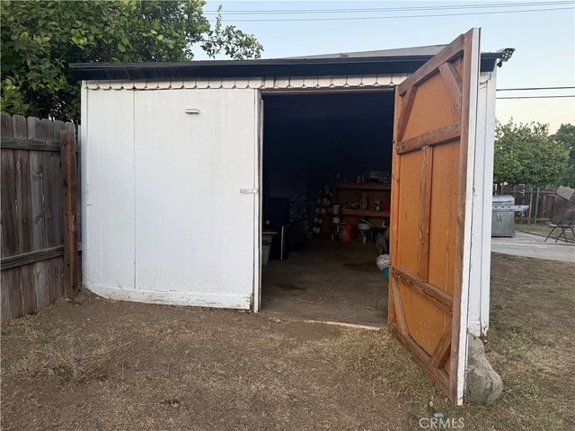 974 Sperry Dr., Colton, CA 92324