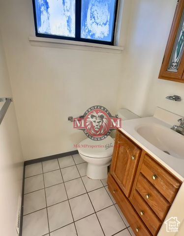 2342 W 6200 S, Taylorsville, UT 84129