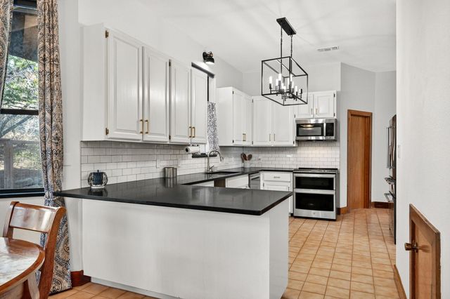 22706 Rocking A TRL, Spicewood, TX 78669