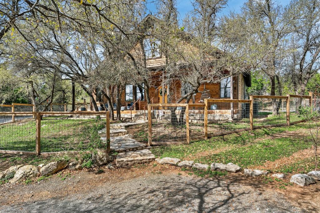 22706 Rocking A TRL, Spicewood, TX 78669