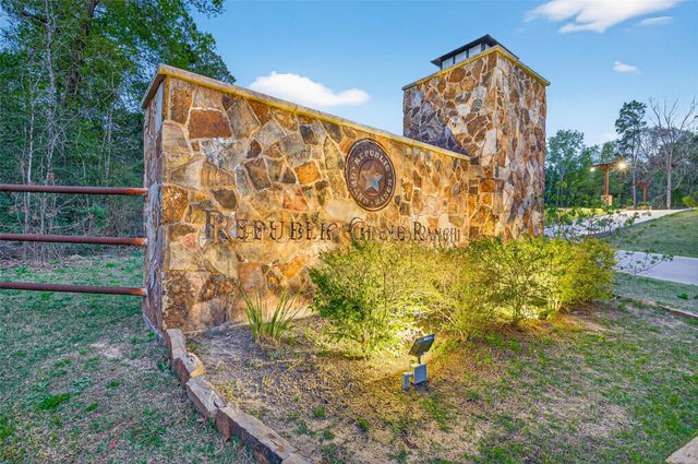 15661 Wood Grove Way, Willis, TX 77378