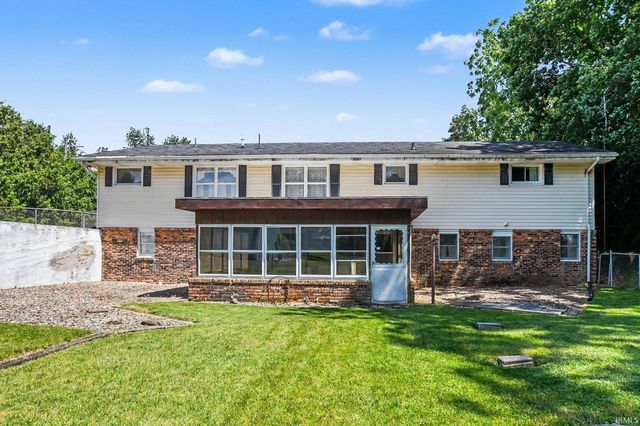 30262 County Road 26, Elkhart, IN 46517