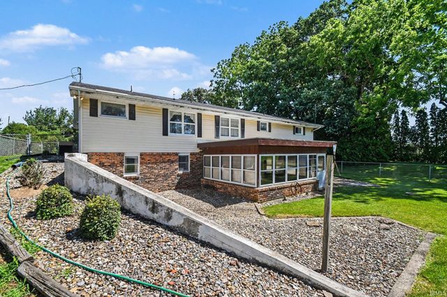 30262 County Road 26, Elkhart, IN 46517