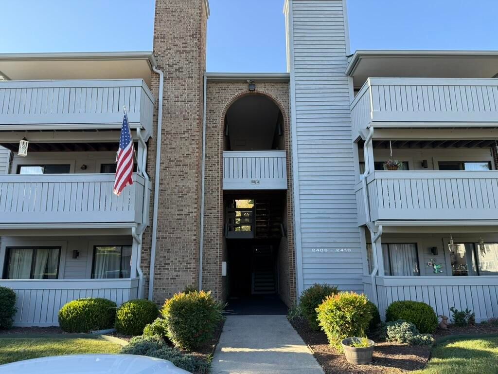 2408 Wood Gate LN, Salem, VA 24153