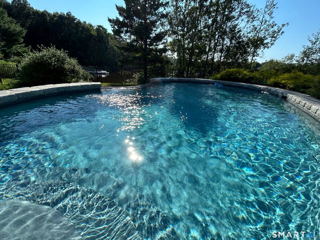 149 Whitehall Avenue, Stonington, CT 06355