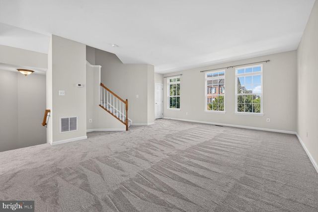 2293 MERSEYSIDE DR, Woodbridge, VA 22191