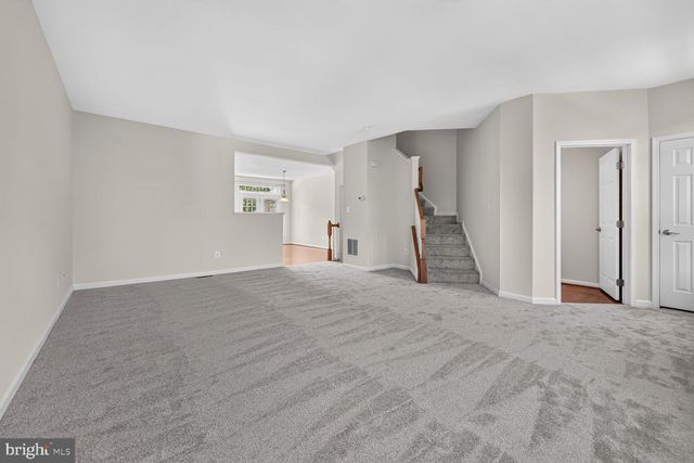 2293 MERSEYSIDE DR, Woodbridge, VA 22191