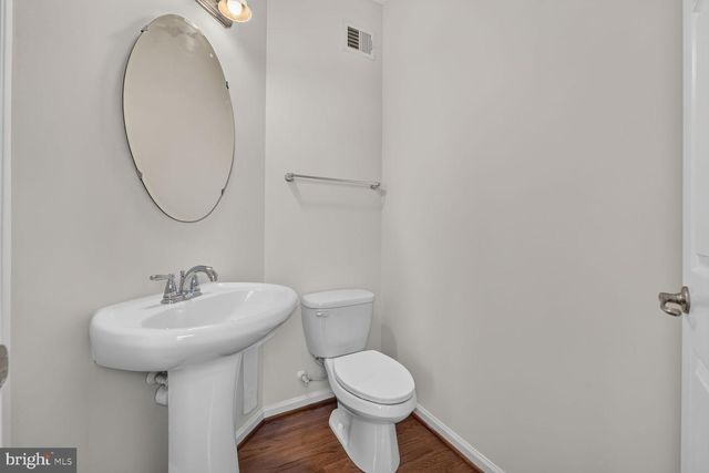 2293 MERSEYSIDE DR, Woodbridge, VA 22191
