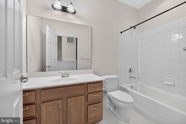 2293 MERSEYSIDE DR, Woodbridge, VA 22191