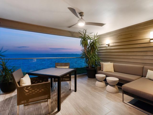 26 TIDY ISLAND BOULEVARD, Bradenton, FL 34210