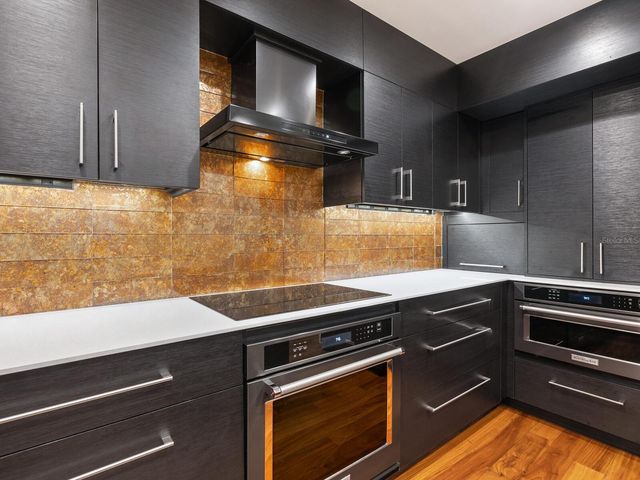 26 TIDY ISLAND BOULEVARD, Bradenton, FL 34210