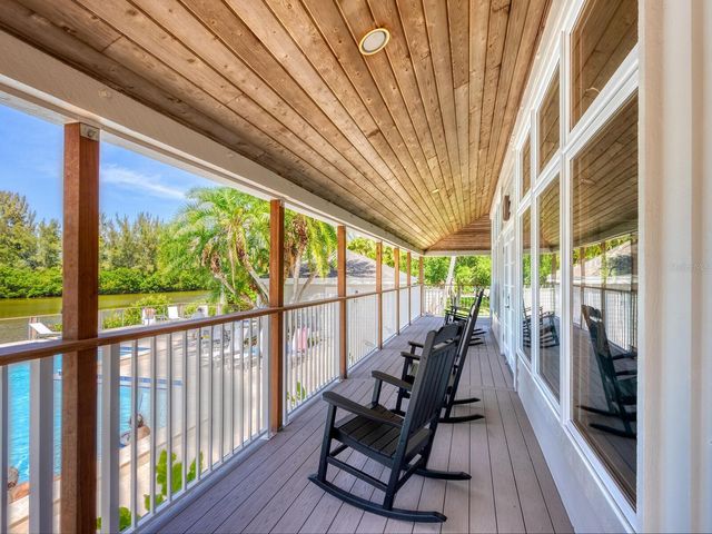 26 TIDY ISLAND BOULEVARD, Bradenton, FL 34210