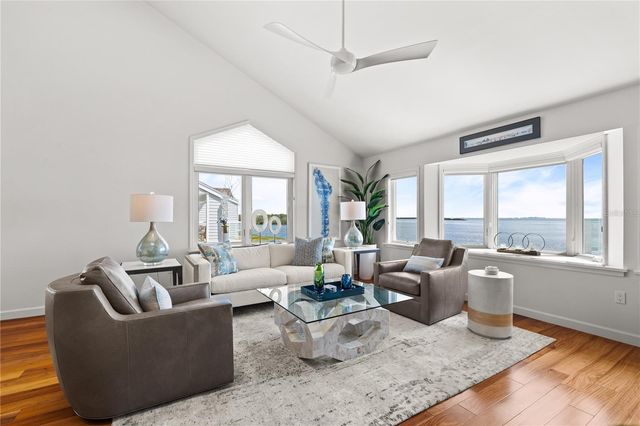 26 TIDY ISLAND BOULEVARD, Bradenton, FL 34210