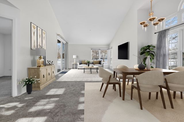 1643 COLFAX Court 4, Bartlett, IL 60103