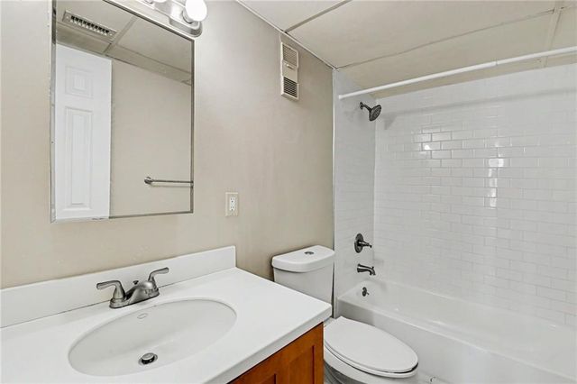 32 Peachtree Street NW 1204, Atlanta, GA 30303