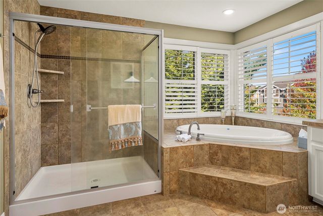 1827 66th, Auburn, WA 98092