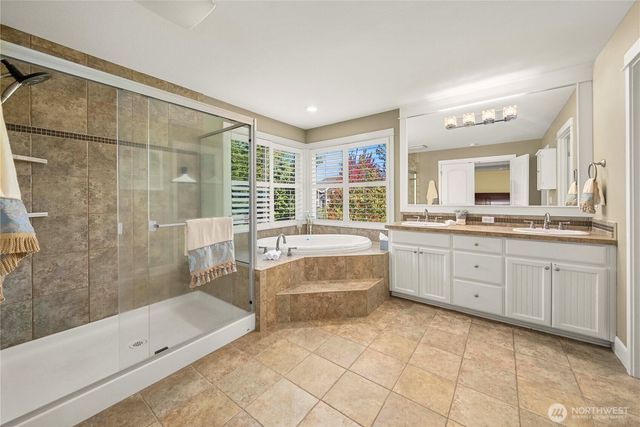 1827 66th, Auburn, WA 98092