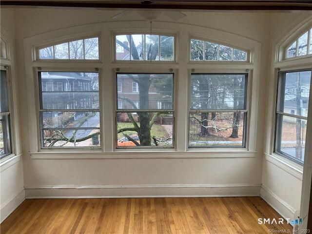18 Maplewood Avenue, West Hartford, CT 06119